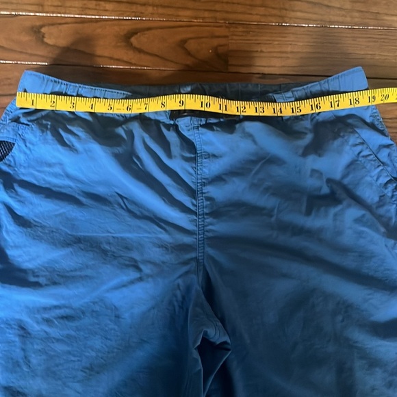 The North Face Blue Belted Swim Shorts Size M - Picture 7 of 11
